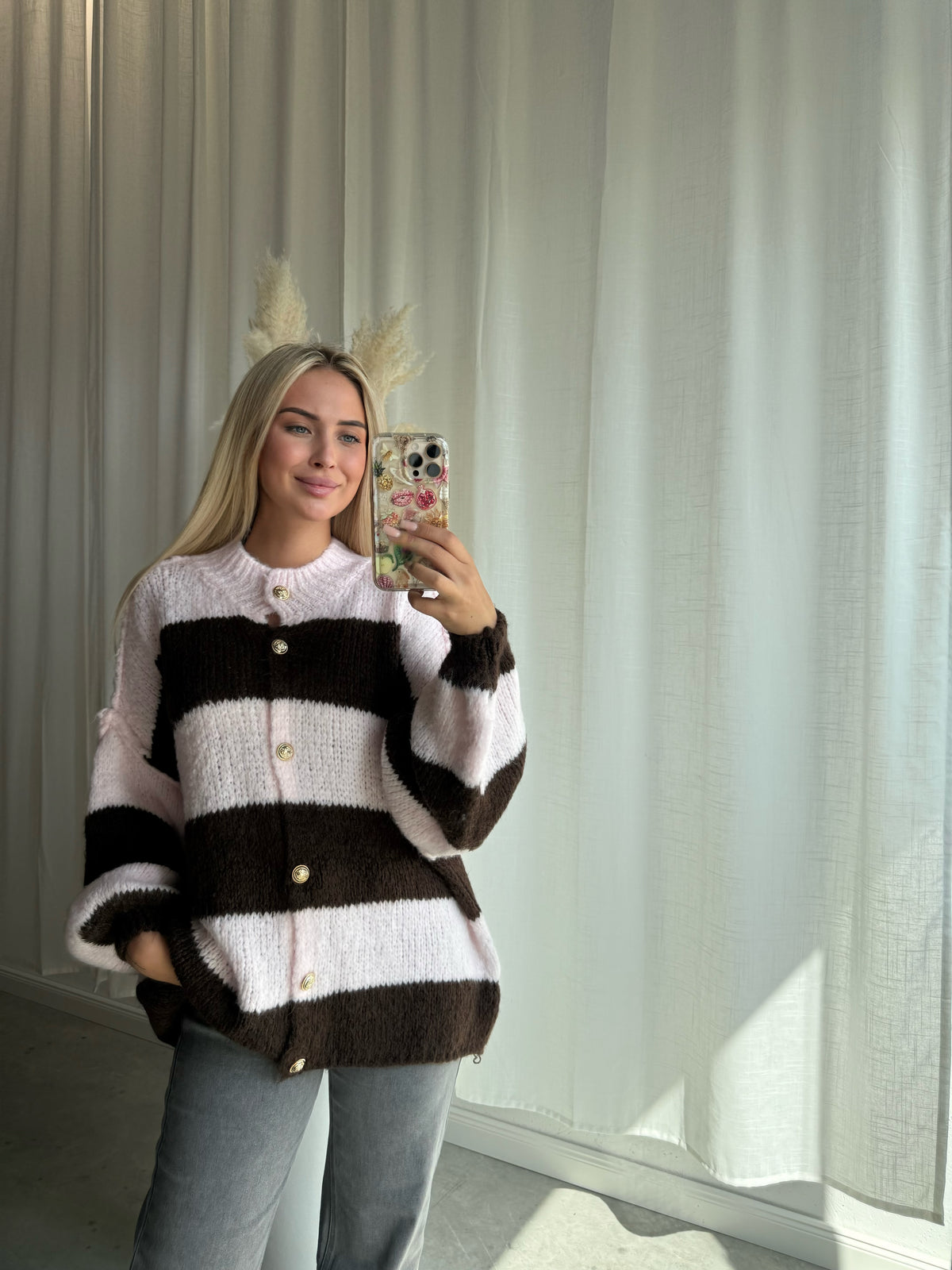 Jacke Lou