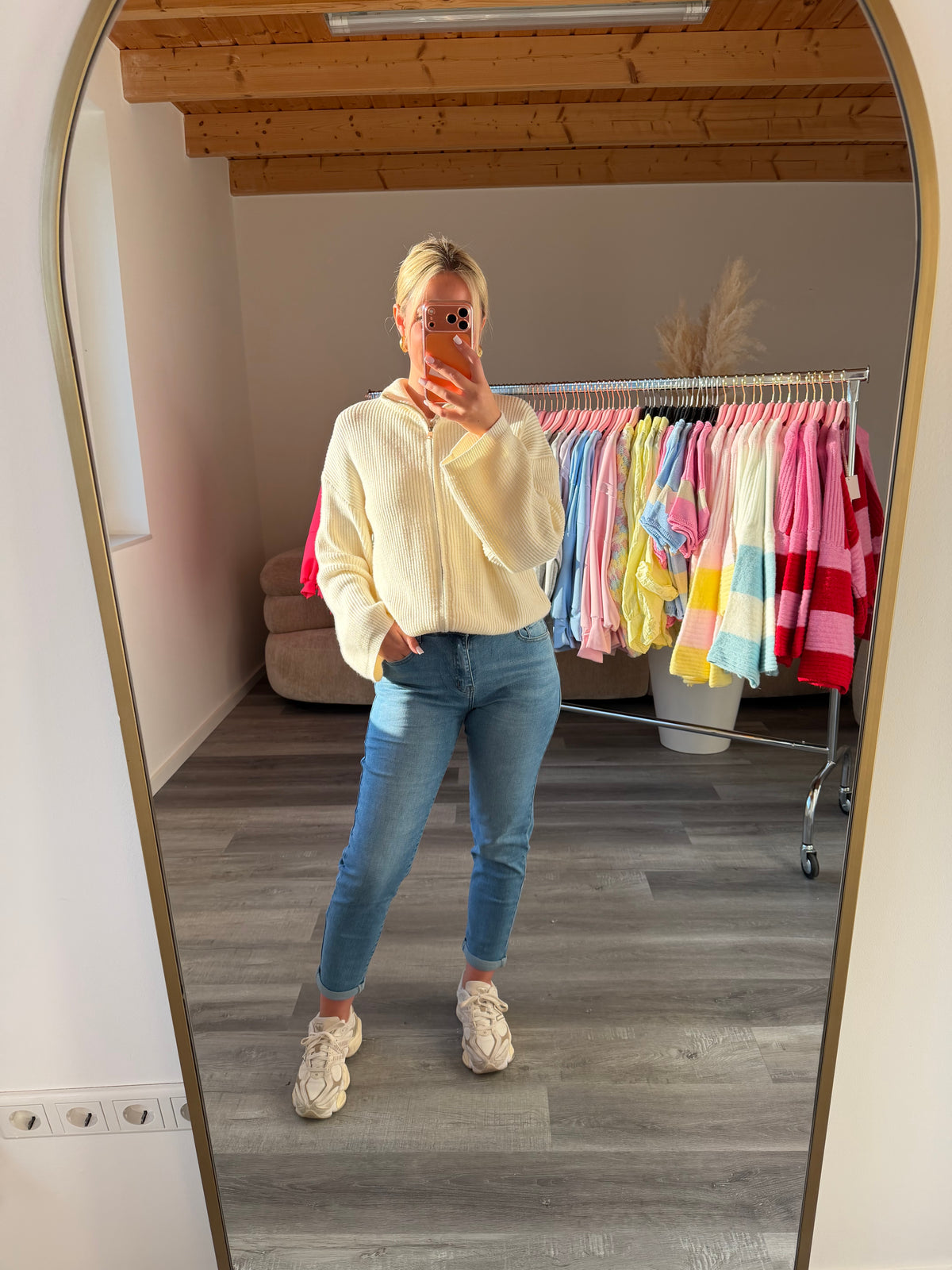 Hose Mia