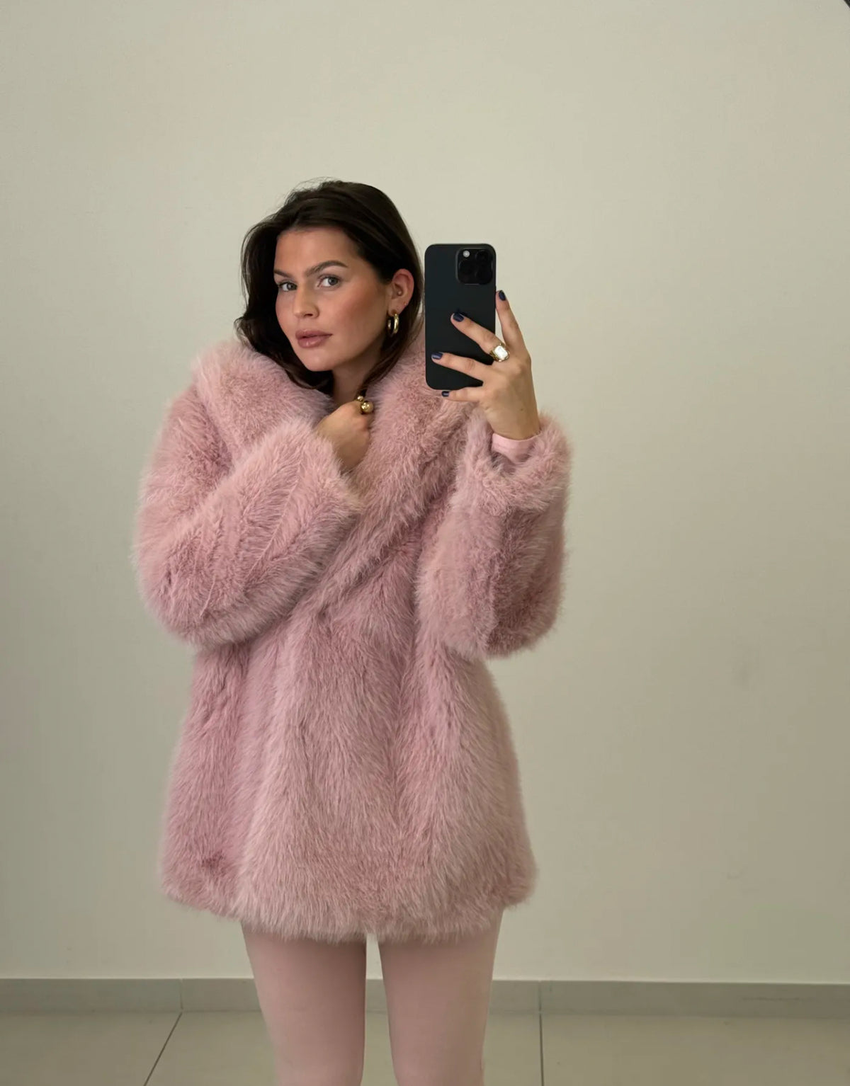 Mantel Berta